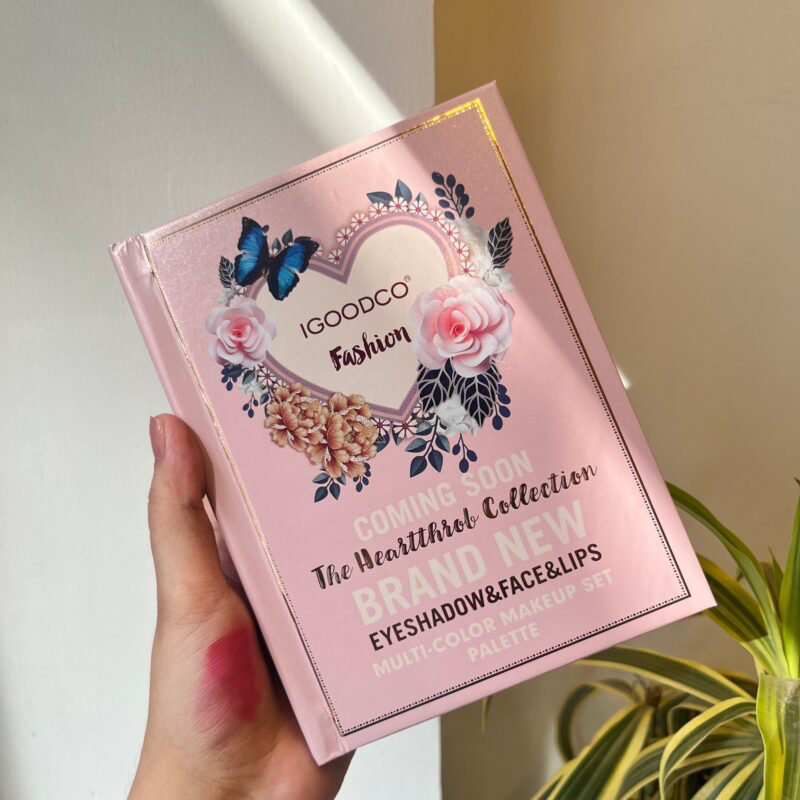 IGOODCO Fashion 5-in-1 Makeup Book Palette | BUY 1 GET 1 FREE | ⭐️⭐️⭐️⭐️ 4.9/5 Reviews