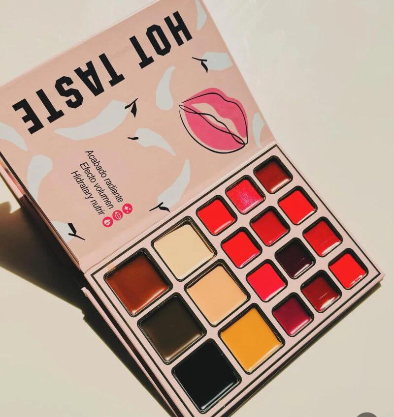 IGOODCO Fashion 5-in-1 Makeup Book Palette | BUY 1 GET 1 FREE | ⭐️⭐️⭐️⭐️ 4.9/5 Reviews
