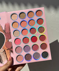 IGOODCO Fashion 5-in-1 Makeup Book Palette | BUY 1 GET 1 FREE | ⭐️⭐️⭐️⭐️ 4.9/5 Reviews